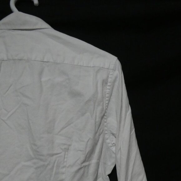 H&M | small | Slim Fit | Collared White Button-Up Dress Shirt | Black Buttons - Picture 11 of 14